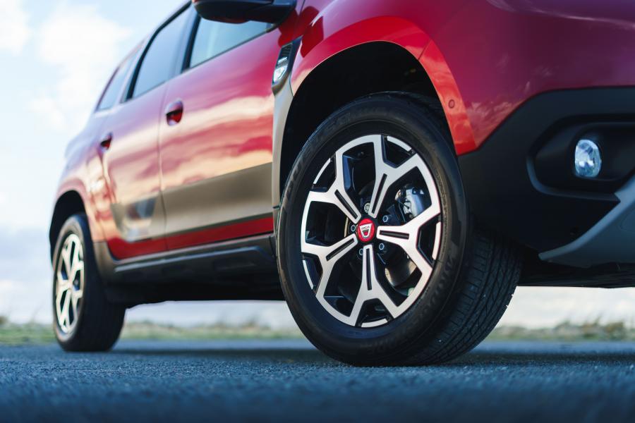 Детали экстерьера Dacia Duster Techroad 2019 года  (UK) (фото 6 из 40)